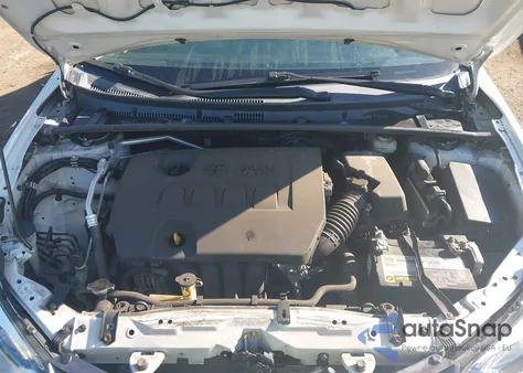 2015 Toyota Corolla Le Eco Plus z USA, uszkodzony, nr VIN 5YFBPRHE6FP198655